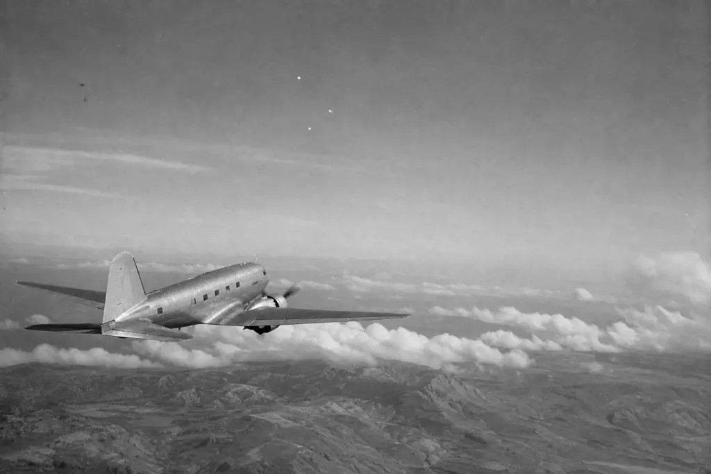 Commercial Flight Over the Idaho–Oregon Corridor