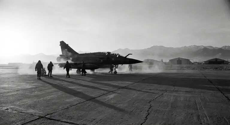 Scramble on the tarmac