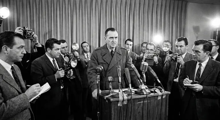 Press briefing credibility gap