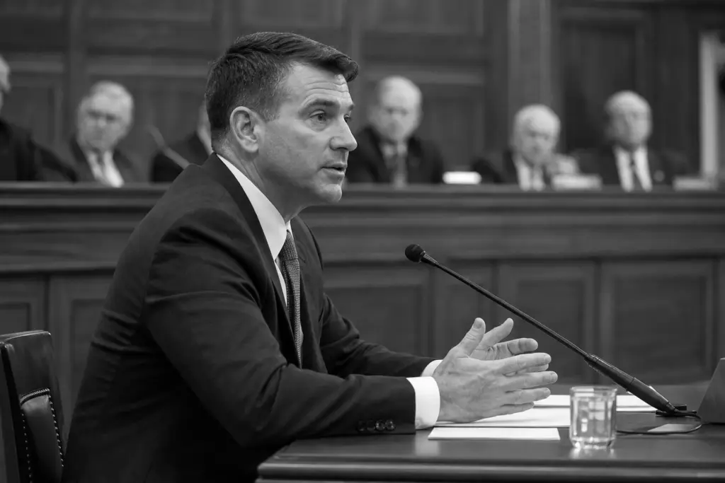 Former Navy Aviator Testifying Before Congress