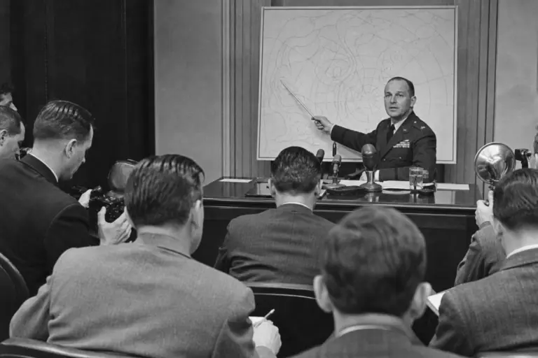 Air Force Briefing on Radar Conditions